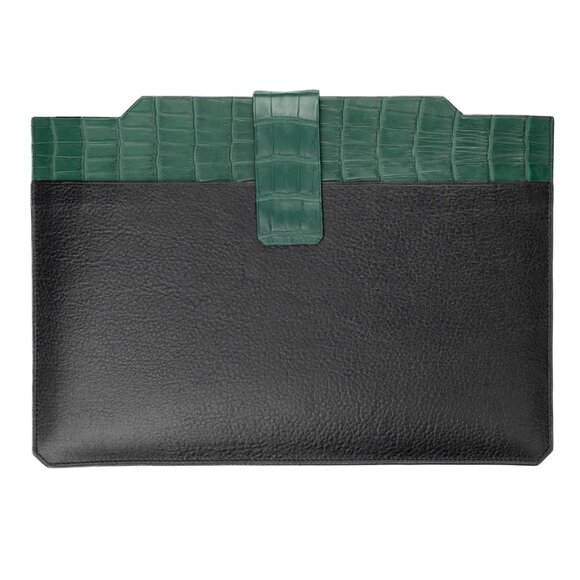Elegant Alligator Skin Laptop Case – Unisex Green - Picture 3 of 5